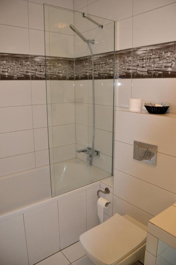 Apartamenty Centrum Nad Motlawa Z Widokiem Na Patio Z Balkonem Гданьск Экстерьер фото